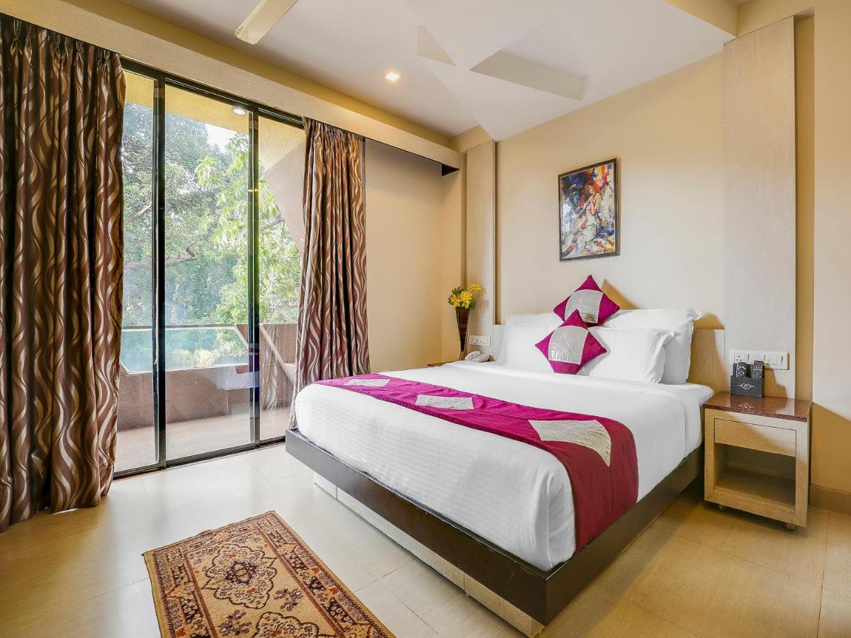 กร็องเดอ เดอ สันจี Hotel กาลังกูติ ภายนอก รูปภาพ