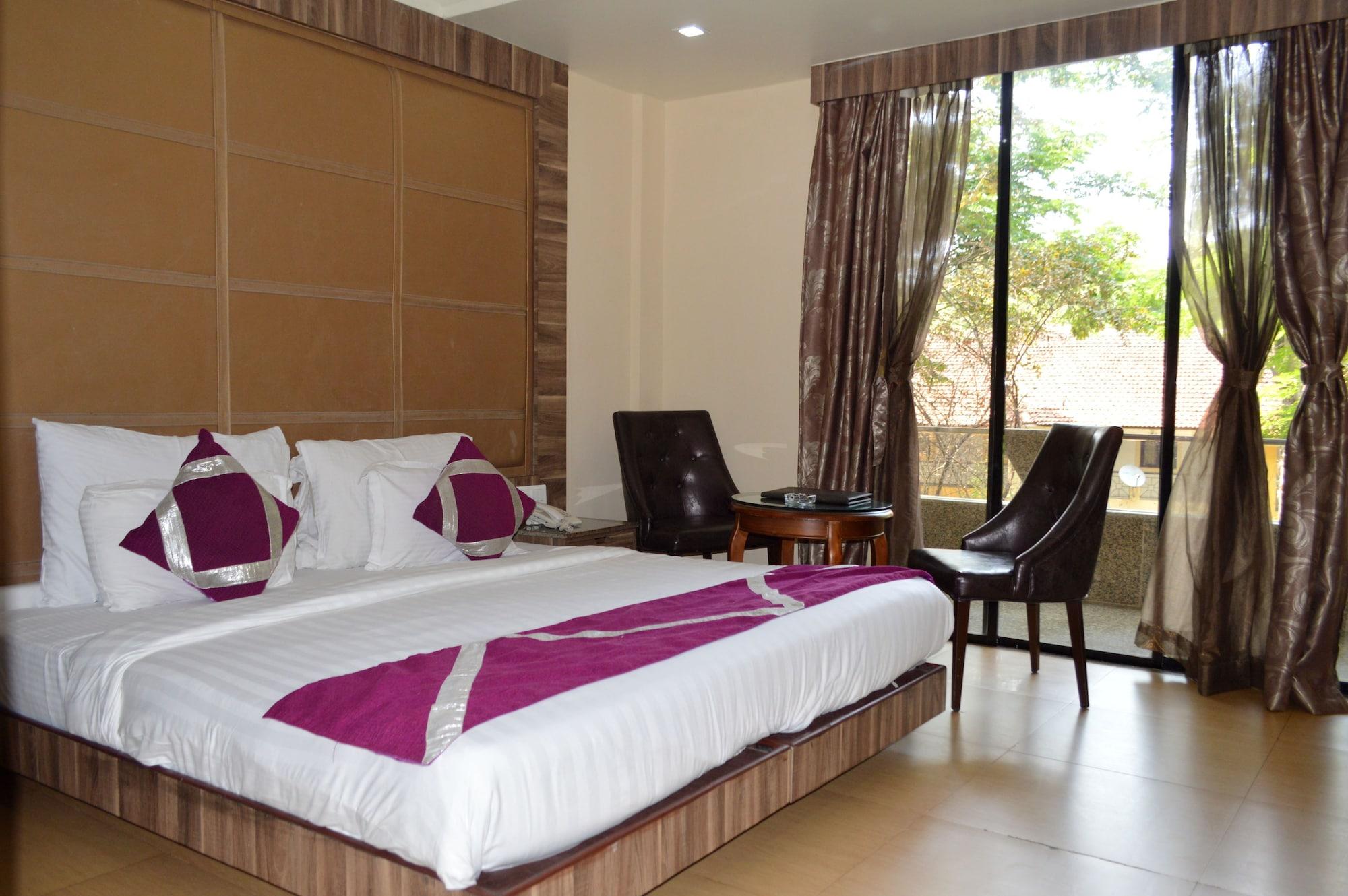 กร็องเดอ เดอ สันจี Hotel กาลังกูติ ภายนอก รูปภาพ